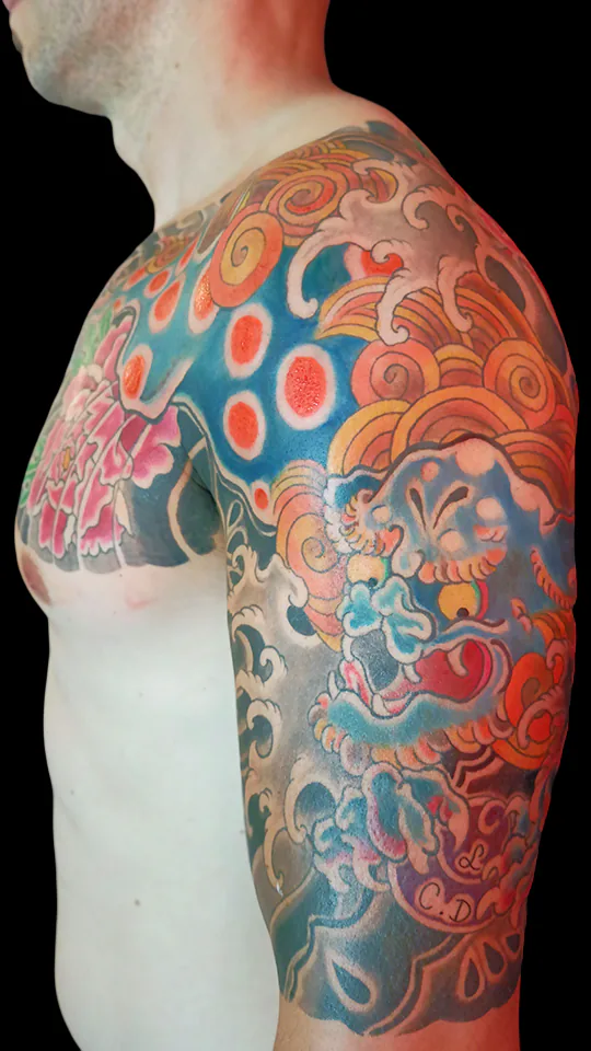 Tatuaje Japonés Karajishi to Botan visto de Frente por Nikko Quiroga
